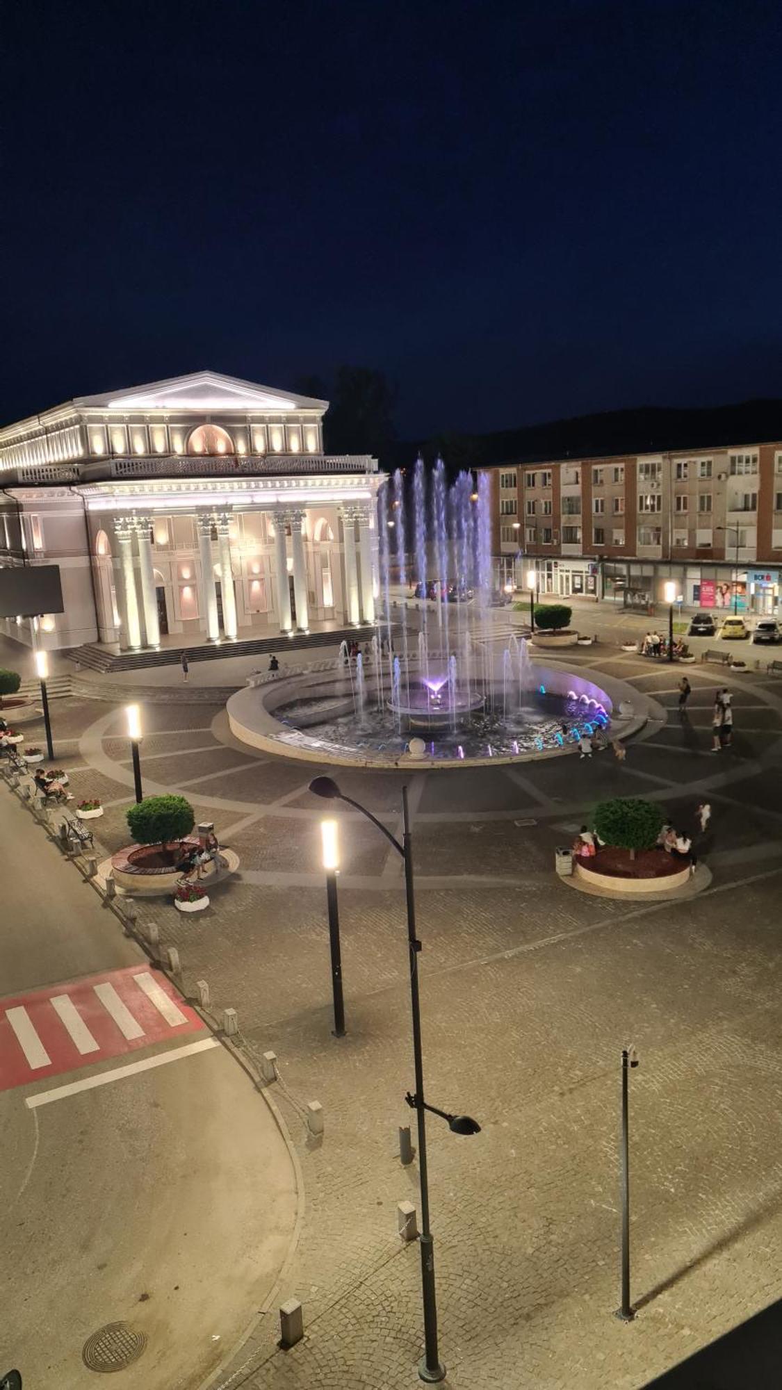 Iggy Luxury * Hunedoara